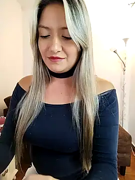 Snapshot of valeriahunter1 chatting on January 2025 11:07:01 PM valeriahunter1 online show from January 2025 11:07:01 PM