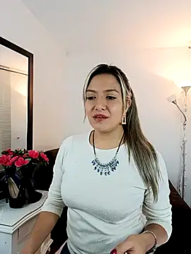 Snapshot of valeriahunter1 chatting on February 2025 10:00:02 PM valeriahunter1 online show from February 2025 10:00:02 PM