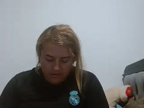 Snapshot of KIARAMARSHALLWELLZ chatting on February 2025 11:15:02 PM KIARAMARSHALLWELLZ online show from February 2025 11:15:02 PM