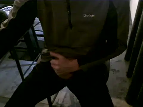 Snapshot of hornyman18cm39 chatting on December 2024 11:24:02 AM hornyman18cm39 online show from December 2024 11:24:02 AM