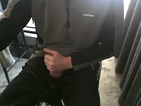 Snapshot of hornyman18cm39 chatting on January 2025 10:58:02 AM hornyman18cm39 online show from January 2025 10:58:02 AM