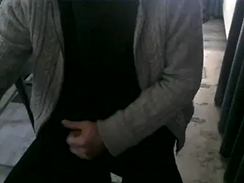 Snapshot of hornyman18cm39 chatting on February 2025 12:03:02 PM hornyman18cm39 online show from February 2025 12:03:02 PM