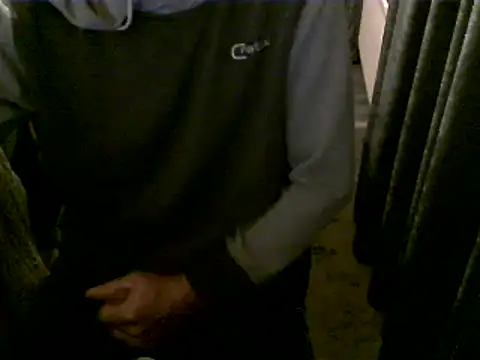 Snapshot of hornyman18cm39 chatting on March 2025 06:29:01 PM hornyman18cm39 online show from March 2025 06:29:01 PM