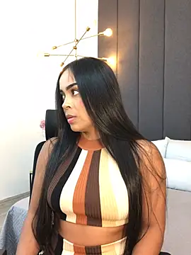 Snapshot of JuanaSimons chatting on January 2025 11:23:01 PM JuanaSimons online show from January 2025 11:23:01 PM