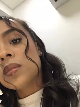 Snapshot of JuanaSimons chatting on March 2025 11:01:02 PM JuanaSimons online show from March 2025 11:01:02 PM