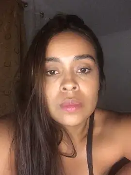 Snapshot of JuanaSimons chatting on October 2025 02:11:02 AM JuanaSimons online show from October 2025 02:11:02 AM