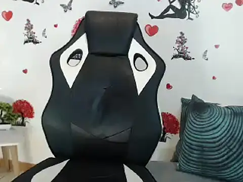 Snapshot of Angel_bran chatting on February 2025 12:19:02 AM Angel bran online show from February 2025 12:19:02 AM