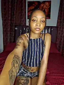 Snapshot of Candiey001 chatting on December 2024 08:37:01 PM Candiey001 online show from December 2024 08:37:01 PM