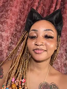 Candiey001 online show from May 2026 08:39:02 PM