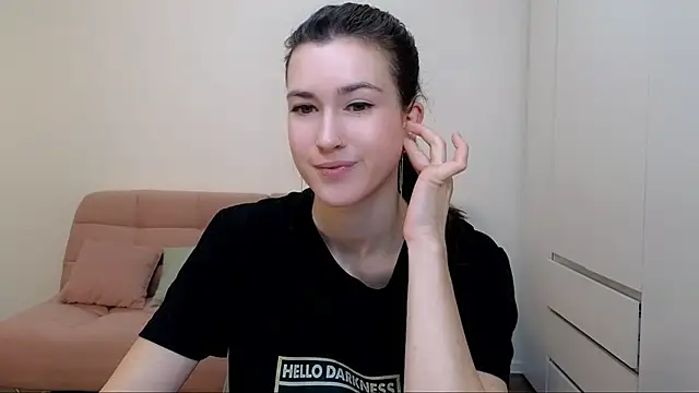 AliciaNewell online show from December 2024 12:27:02 PM