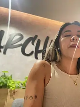 Emilia Bakerr online show from January 2025 05:41:01 PM