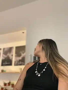 Emilia Bakerr online show from March 2025 06:01:02 PM