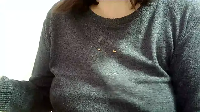 Snapshot of Lucinka1 chatting on January 2025 05:11:01 PM Lucinka1 online show from January 2025 05:11:01 PM