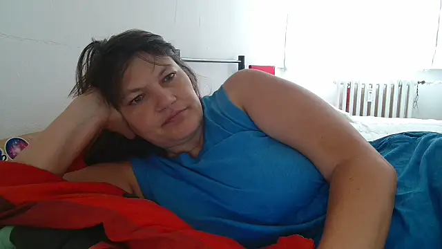 Snapshot of Lucinka1 chatting on September 2025 07:10:02 AM Lucinka1 online show from September 2025 07:10:02 AM