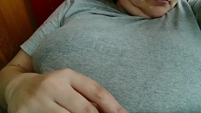 Lucinka1 online show from March 2026 02:11:02 PM