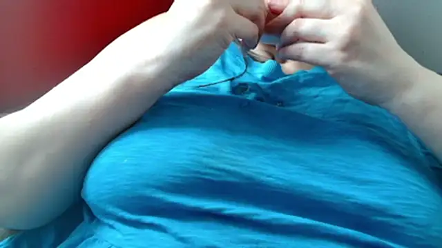 Lucinka1 online show from April 2026 03:08:01 PM