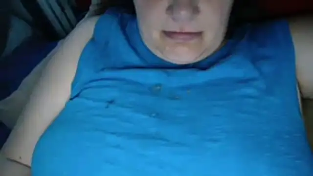 Lucinka1 online show from April 2026 05:14:02 PM