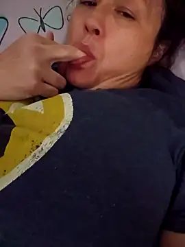 sweetkitty111 online show from January 2025 10:37:01 PM