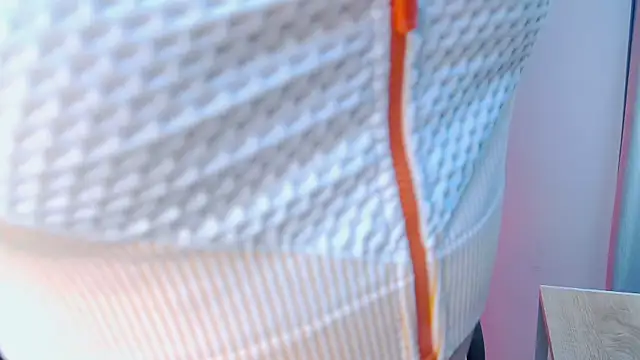 Snapshot of AllieEvans chatting on January 2025 03:44:01 PM AllieEvans online show from January 2025 03:44:01 PM