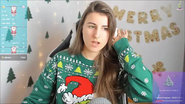 Snapshot of PumpkinCutiePie chatting on December 2024 06:54:02 PM PumpkinCutiePie online show from December 2024 06:54:02 PM