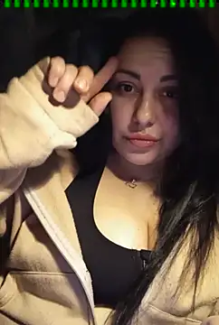 Snapshot of DaisyStreet chatting on January 2025 06:41:02 PM DaisyStreet online show from January 2025 06:41:02 PM