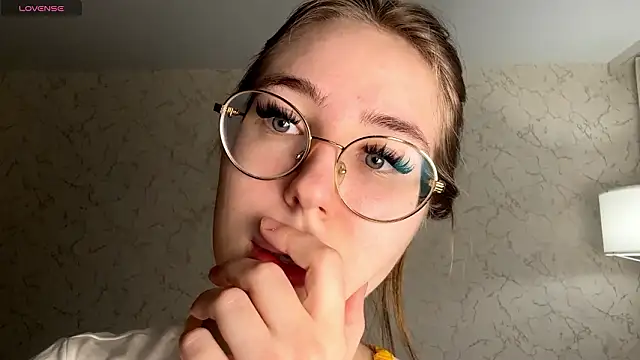 BanemAcard online show from March 2026 04:29:01 AM