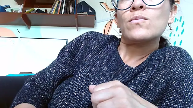 Snapshot of lupita84 chatting on December 2025 06:04:02 PM lupita84 online show from December 2025 06:04:02 PM