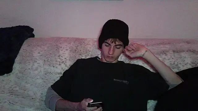 Snapshot of spicylaboi chatting on January 2025 03:09:01 AM spicylaboi online show from January 2025 03:09:01 AM