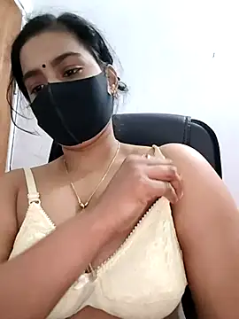 Snapshot of Ritusri_Dotta chatting on December 2024 12:49:01 PM Ritusri Dotta online show from December 2024 12:49:01 PM