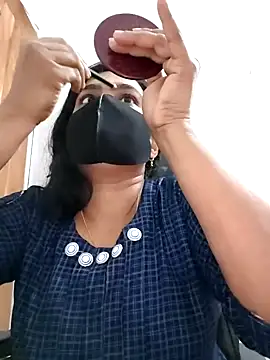 Snapshot of Ritusri_Dotta chatting on December 2024 10:43:01 AM Ritusri Dotta online show from December 2024 10:43:01 AM