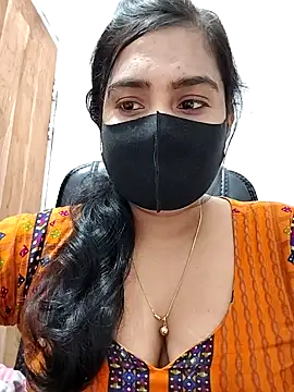 Snapshot of Ritusri_Dotta chatting on January 2025 04:04:01 PM Ritusri Dotta online show from January 2025 04:04:01 PM