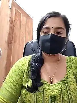 Snapshot of Ritusri_Dotta chatting on January 2025 08:06:02 PM Ritusri Dotta online show from January 2025 08:06:02 PM