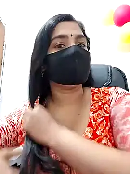 Snapshot of Ritusri_Dotta chatting on February 2025 07:25:01 PM Ritusri Dotta online show from February 2025 07:25:01 PM