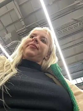 LikaCat online show from December 2024 07:18:02 AM