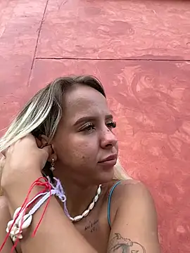 LikaCat online show from March 2026 02:06:02 AM