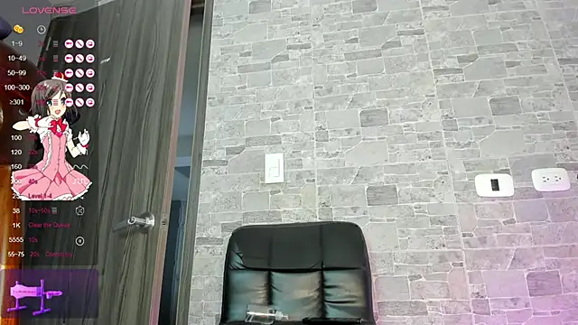 Snapshot of natty_brown chatting on March 2025 09:32:02 PM natty brown online show from March 2025 09:32:02 PM