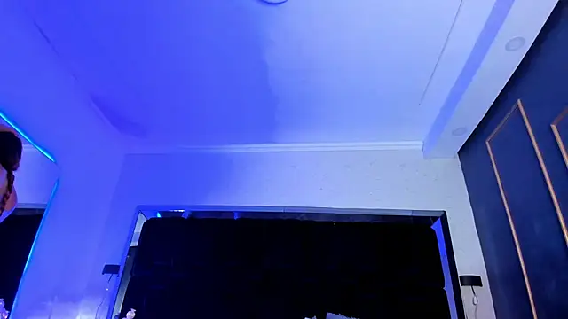 NikkySmiith online show from February 2025 07:35:02 PM