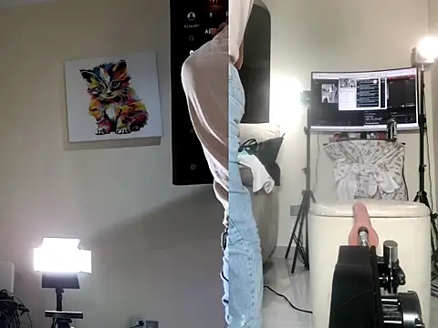 Snapshot of Alondra_fetish chatting on October 2025 03:29:02 AM Alondra fetish online show from October 2025 03:29:02 AM