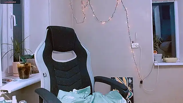 Snapshot of RosaJil chatting on November 2025 02:52:02 PM RosaJil online show from November 2025 02:52:02 PM