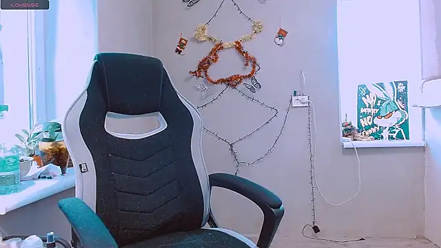 Snapshot of RosaJil chatting on December 2025 12:20:01 PM RosaJil online show from December 2025 12:20:01 PM