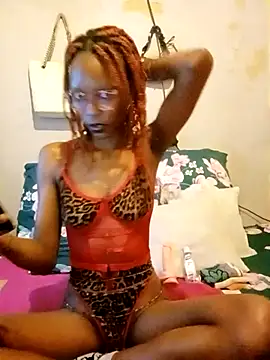 Snapshot of khanyaTheeLyt chatting on November 2025 10:40:01 PM khanyaTheeLyt online show from November 2025 10:40:01 PM