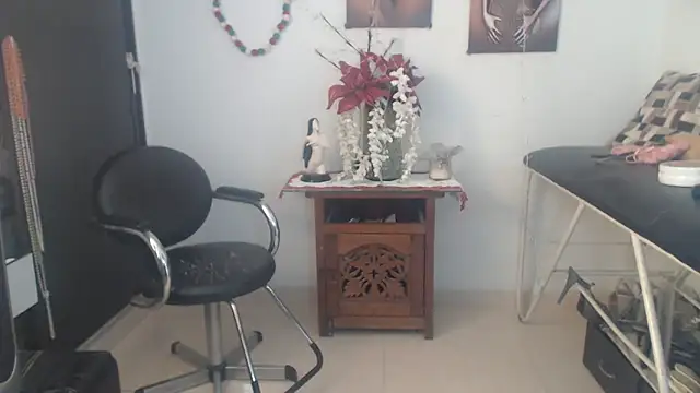 Snapshot of bardotbigcockts chatting on December 2024 07:37:02 PM bardotbigcockts online show from December 2024 07:37:02 PM