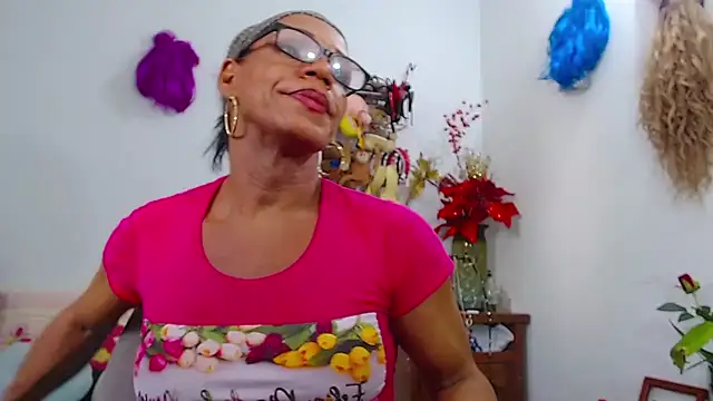 Snapshot of bardotbigcockts chatting on November 2025 08:52:02 PM bardotbigcockts online show from November 2025 08:52:02 PM