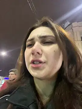 QuitieLia online show from December 2024 03:10:01 PM