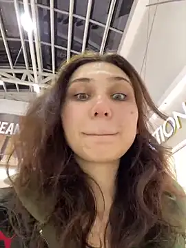 QuitieLia online show from January 2025 03:18:01 PM