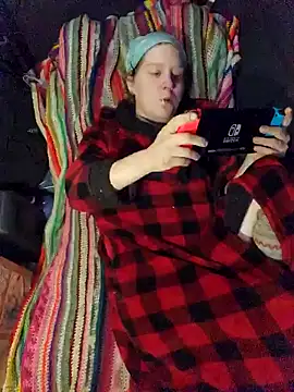 shadow199393 online show from December 2024 07:17:01 PM