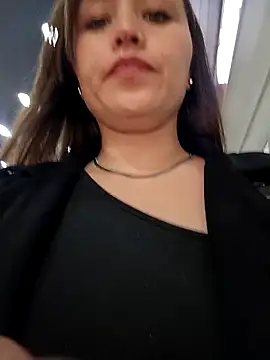 marena saenz online show from October 2025 05:42:01 PM