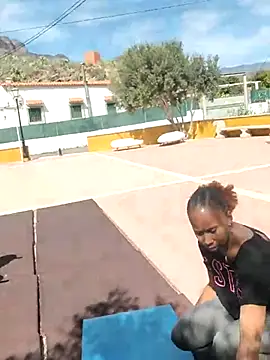 Jeniffer Jarvis online show from February 2025 01:03:02 PM