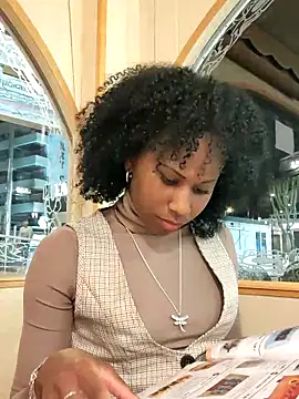 Jeniffer Jarvis online show from March 2025 09:48:02 PM