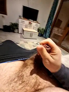 Snapshot of hairydickfr chatting on January 2025 08:24:01 AM hairydickfr online show from January 2025 08:24:01 AM